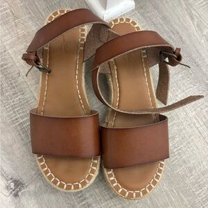 Universal thread brown wedges